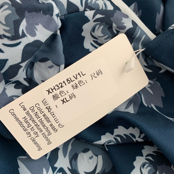 NwT Floral Dress Sz XL - Picture 2 of 2